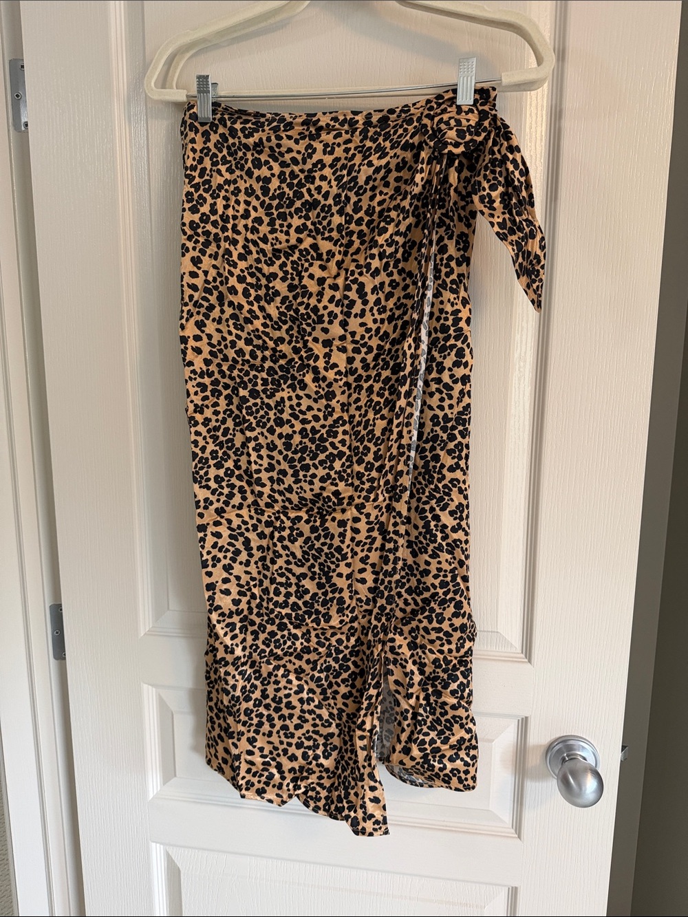 & Other Stories Leopard-Print Satin Skirt in Tan and Black